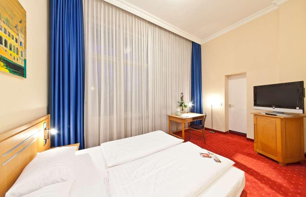 Novum Hotel Gates Berlin Charlottenburg Rum bild